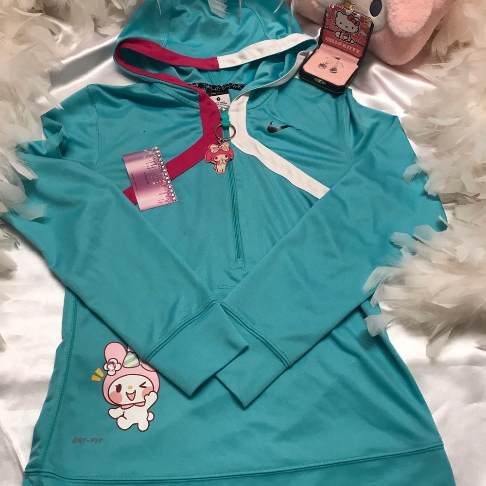 Adorable 🍭vintage my melody 🎵 hoodie and earrings set💕